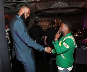 LeBron James gets taught Philadelphia lingo by Kevin Hart on the golf course after