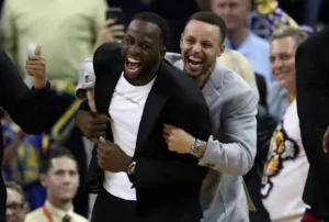 Warriors re-sign Green after LeBron James shun