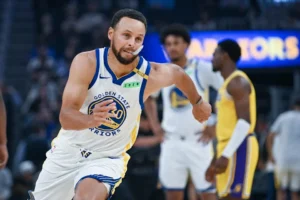 Warriors Owner Makes Much-Needed Statement on Steph Curry’s plan to